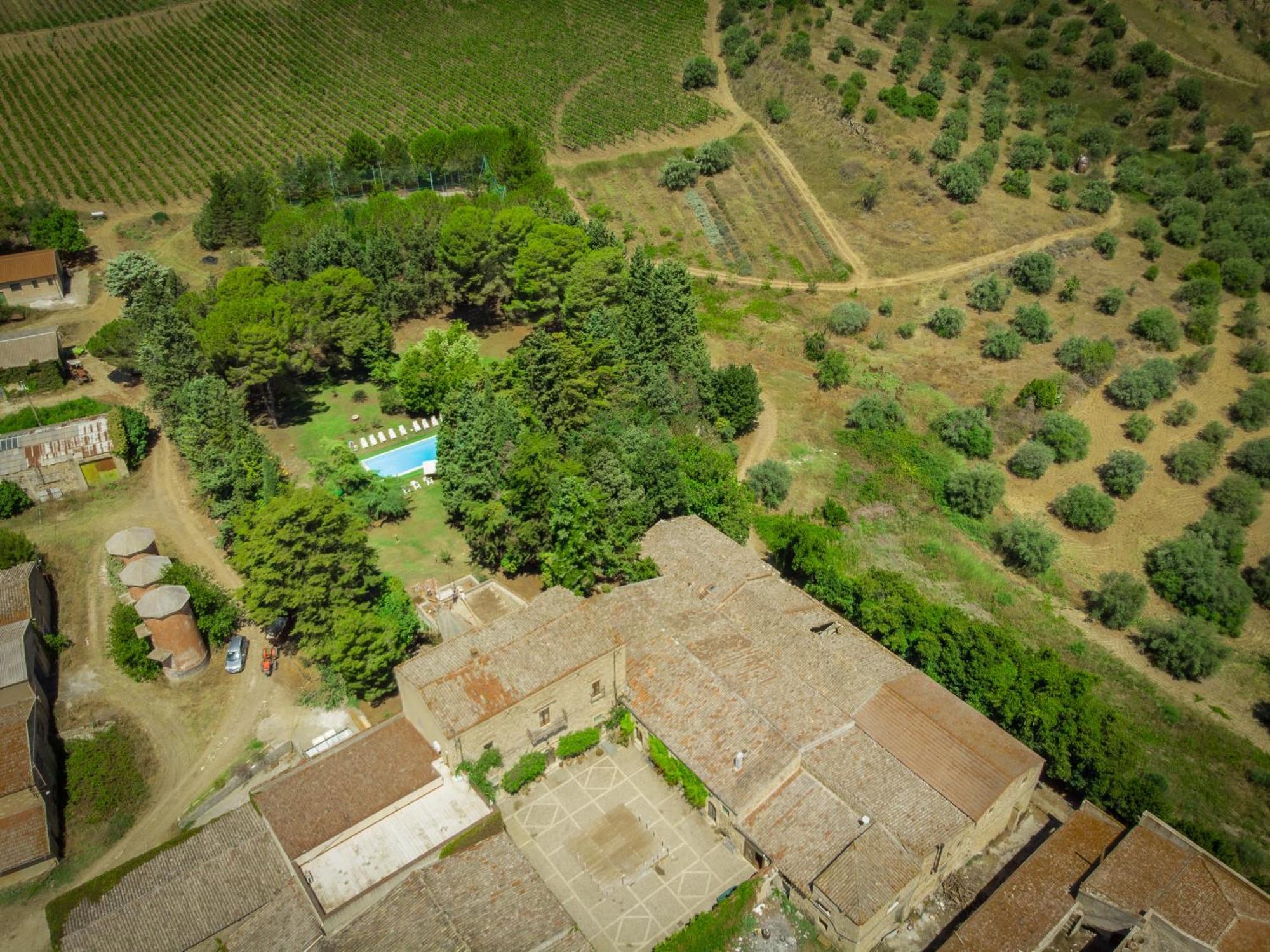 Agriturismo Feudo Tudia Landro 外观 照片